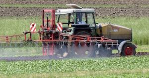 Schädliche Pestizide in der Umwelt: Rechtsmängel, Vollzugsmängel, Verbesserungsmöglichkeiten