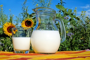 WWF-Benchmark Milchlabel: bestenfalls überzeugen Bio- und Wiesenmilch